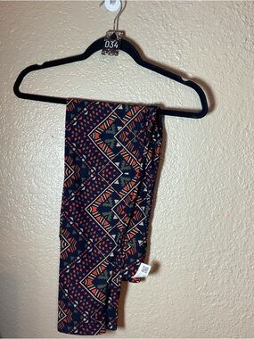 Lularoe Leggings Women’s Size TC Tall & Curvy Fits Sizes 12-18 NWOT